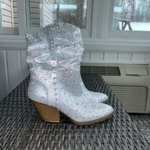 Womens rhinestone boots size 8